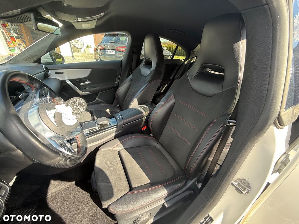 Mercedes-Benz CLA 220 7G-DCT AMG Line - 6