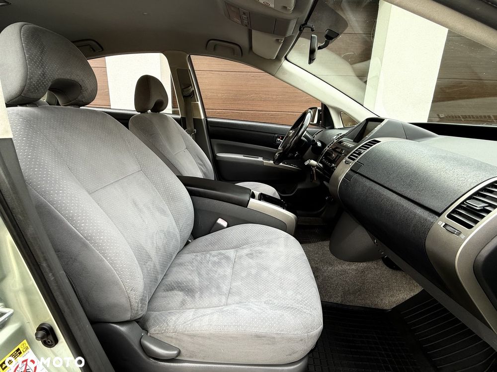 Toyota Prius 1.5 VVT-i Sol - 27