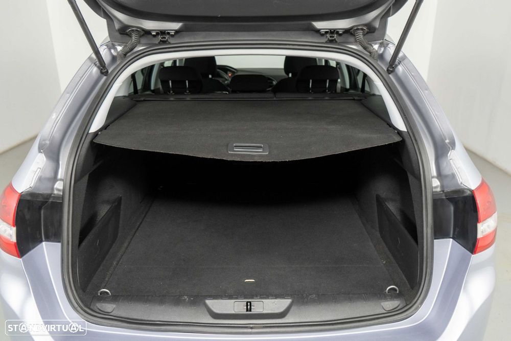 Peugeot 308 SW 1.5 BlueHDi Style - 11