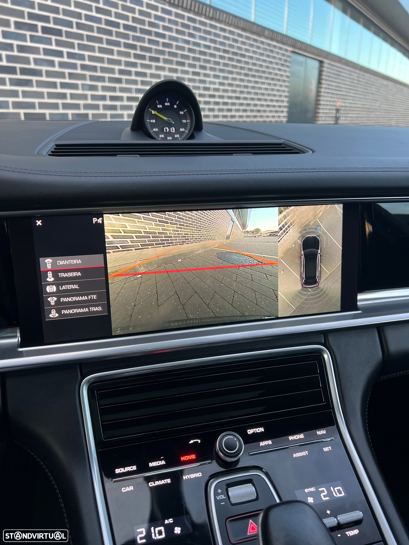 Porsche Panamera Sport Turismo 4 E-Hybrid - 22