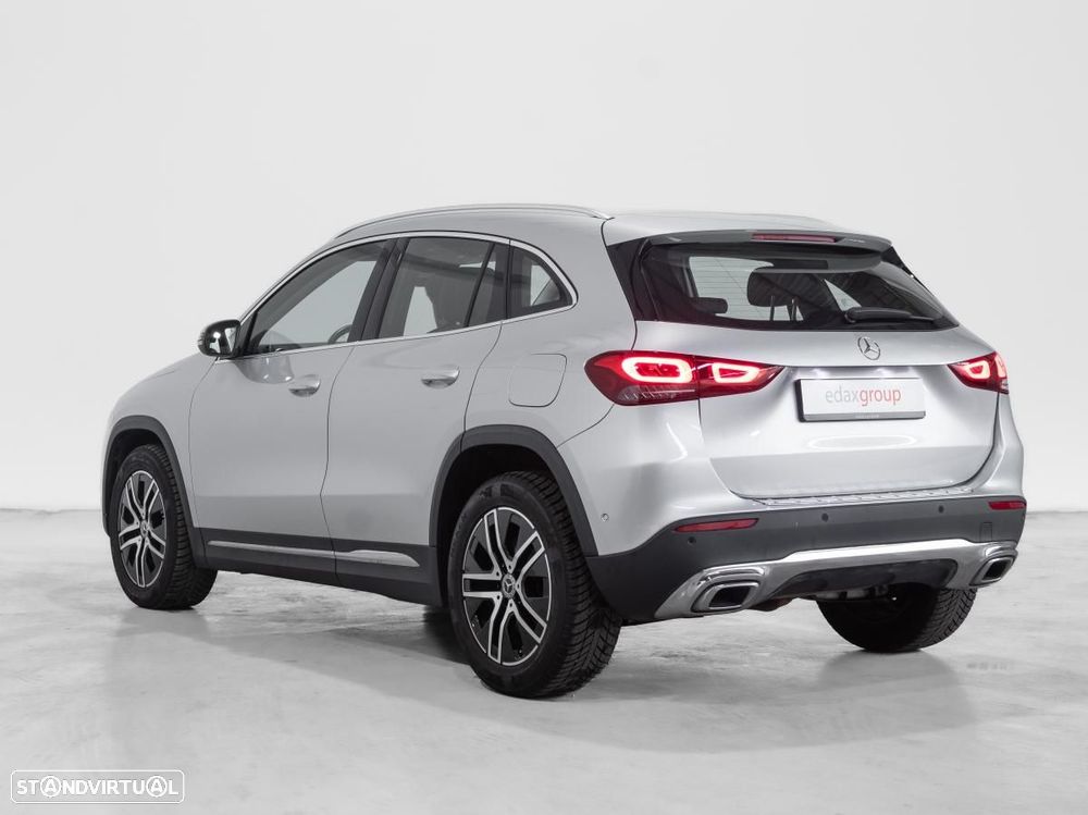 Mercedes-Benz GLA 250 8G-DCT Progressive - 4