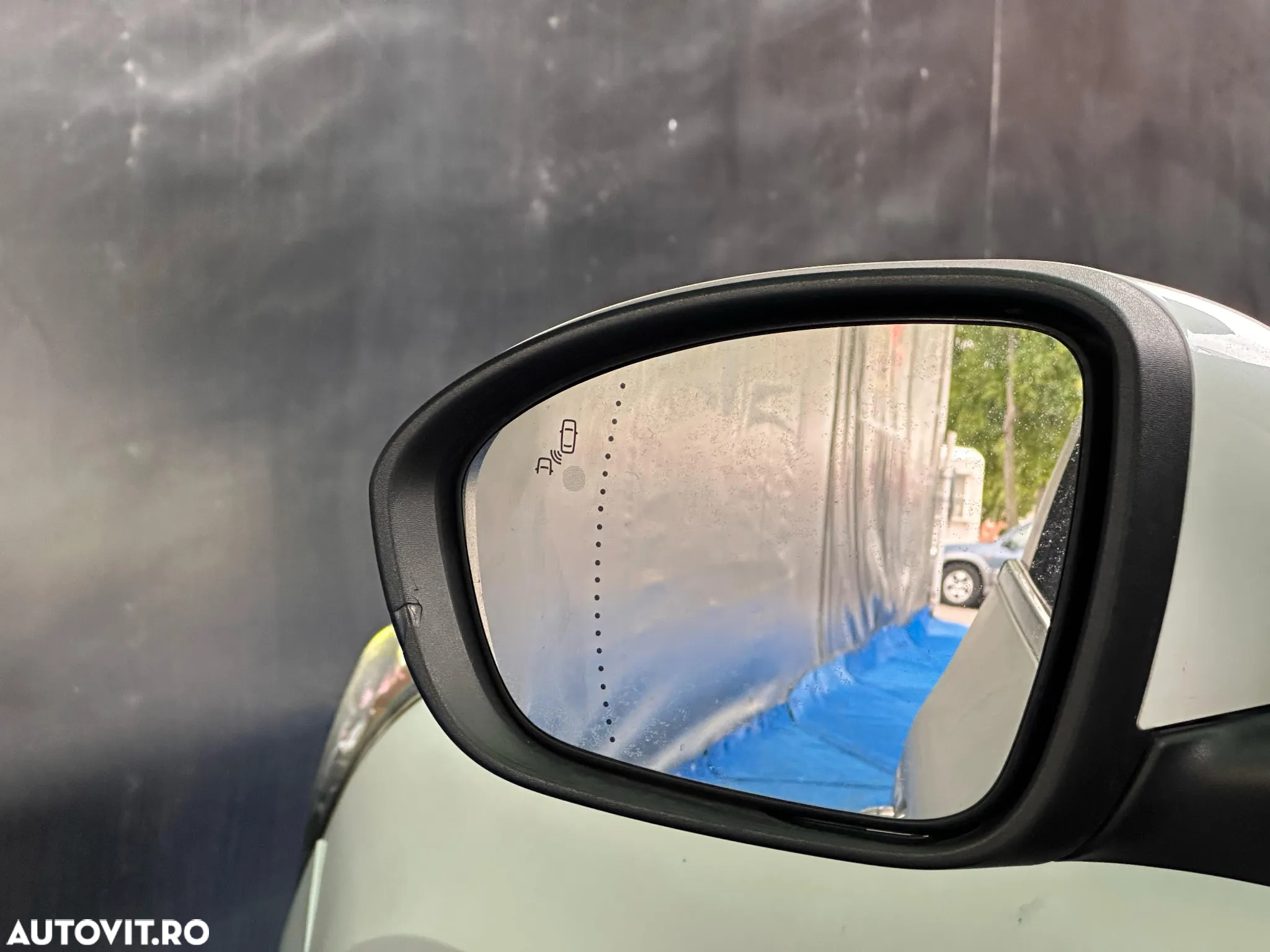 Renault Megane ENERGY dCi 110 EDC BOSE EDITION - 14