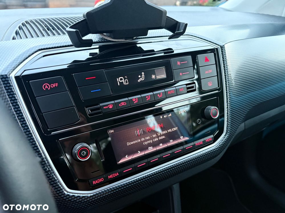 Volkswagen up! - 9