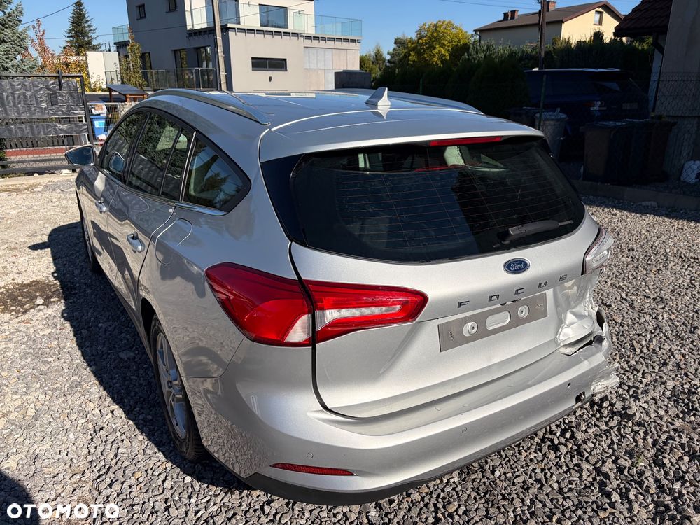 Ford Focus 1.5 EcoBlue Start-Stopp-System COOL&CONNECT - 14