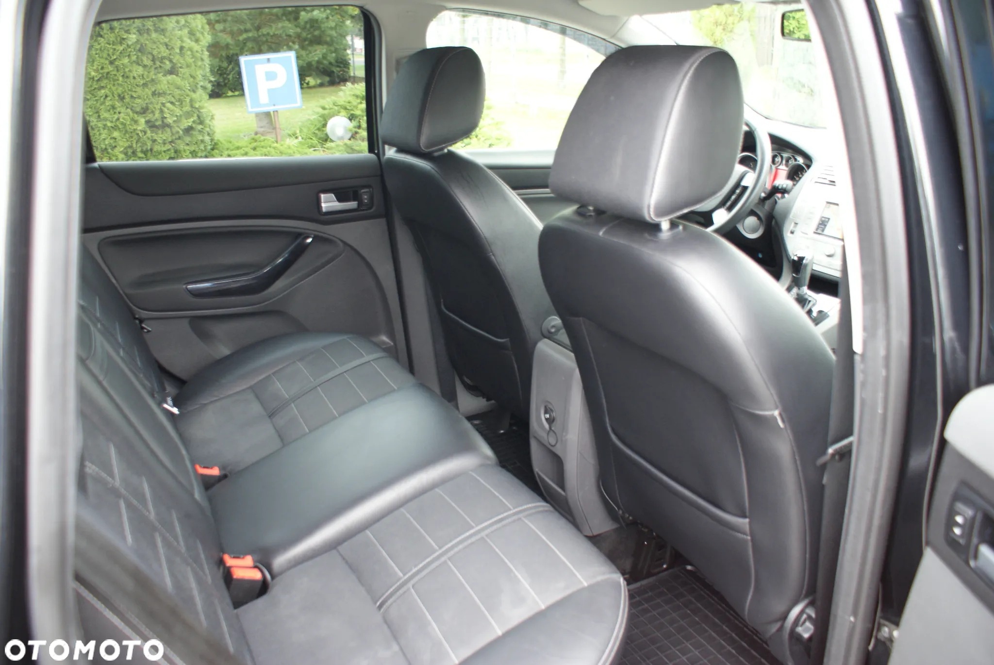 Ford Kuga 2.0 TDCi 4x4 Titanium - 15