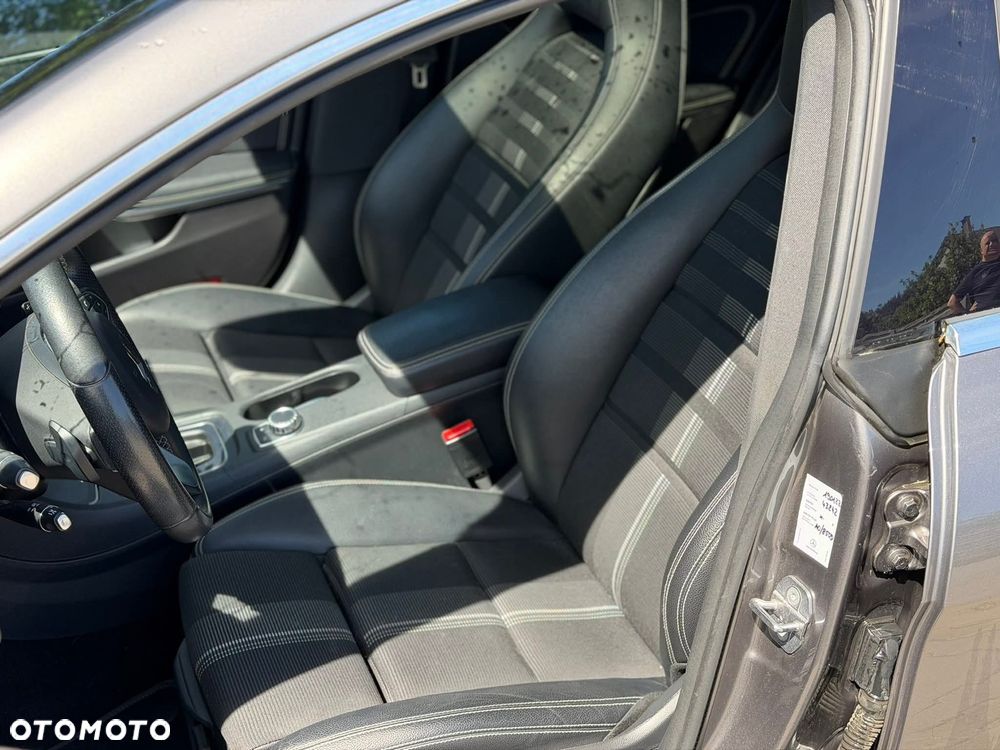 Mercedes-Benz CLA 220 d 7G-DCT - 6