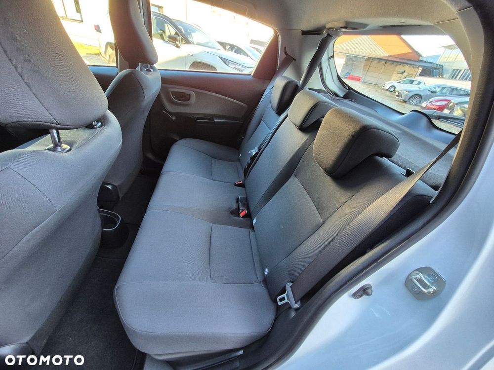 Toyota Yaris - 7