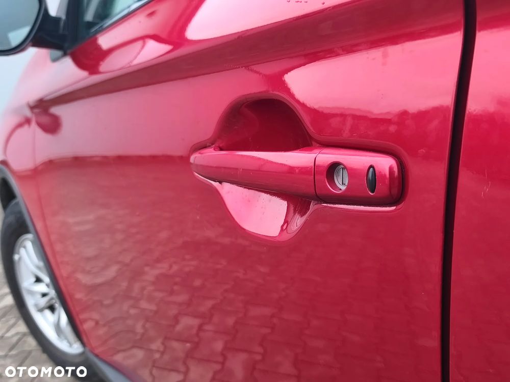 Mitsubishi Outlander 2.0 4WD Invite - 24