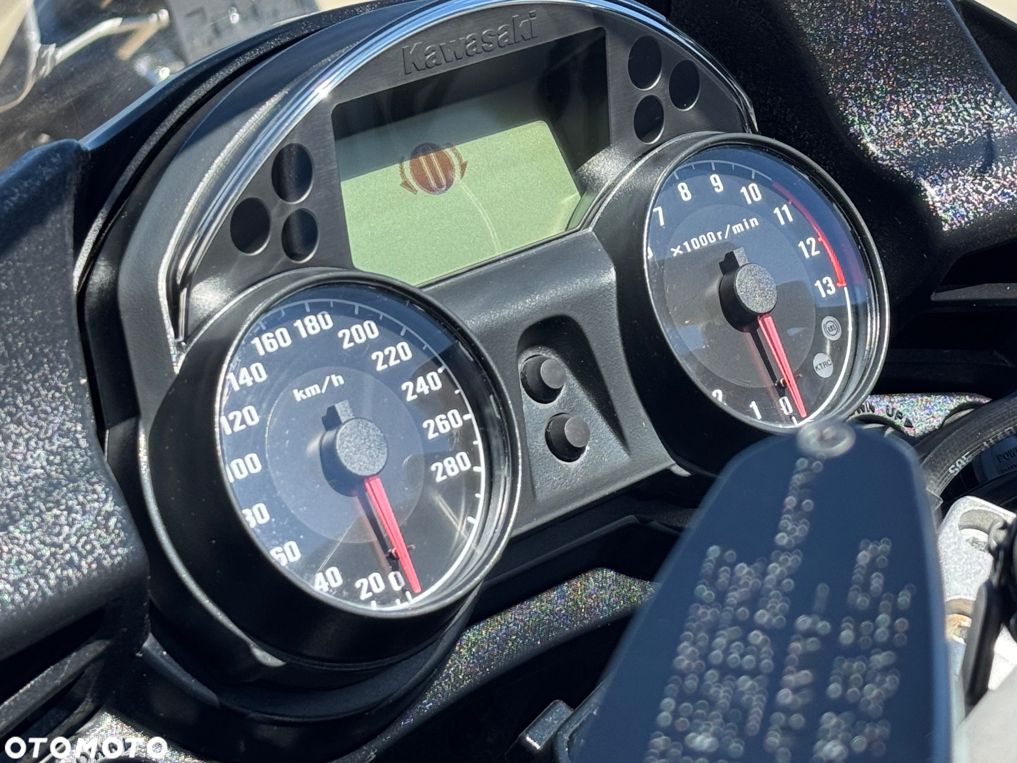 Kawasaki GTR - 11