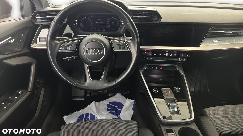 Audi A3 Limousine 35 TFSI mHEV S tronic - 14