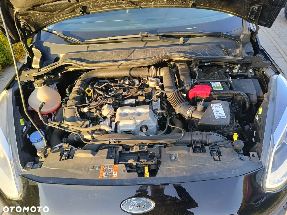 Ford Fiesta 1.0 EcoBoost S&S TITANIUM - 32