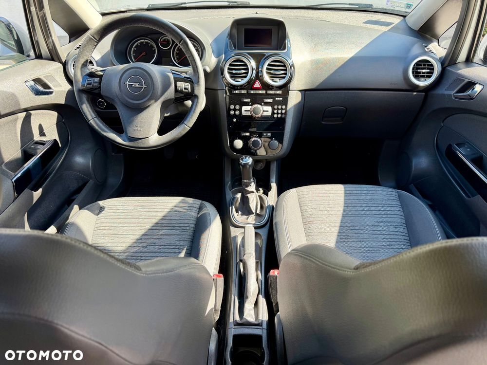 Opel Corsa 1.4 16V Edition - 5