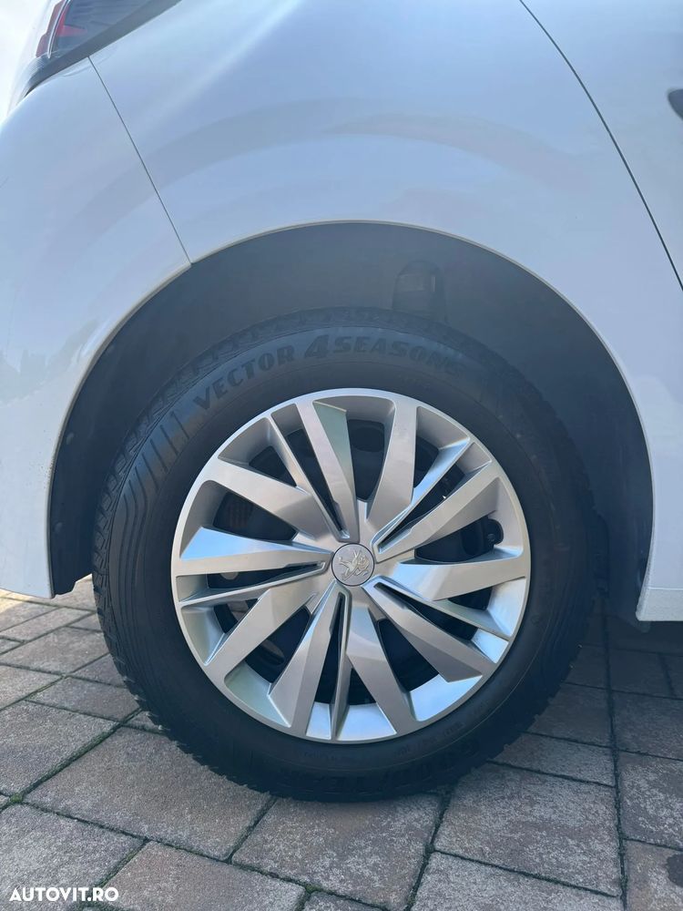 Peugeot 208 1.2 L PureTech STT Active Pack - 7
