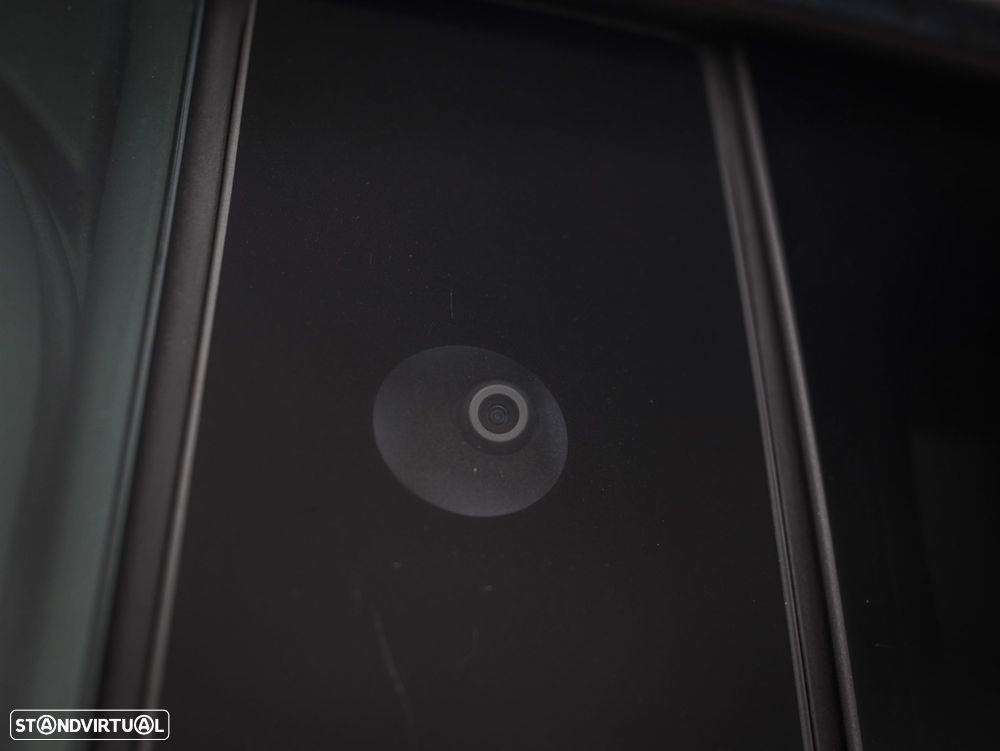 Tesla Model Y Performance Tração Integral - 25