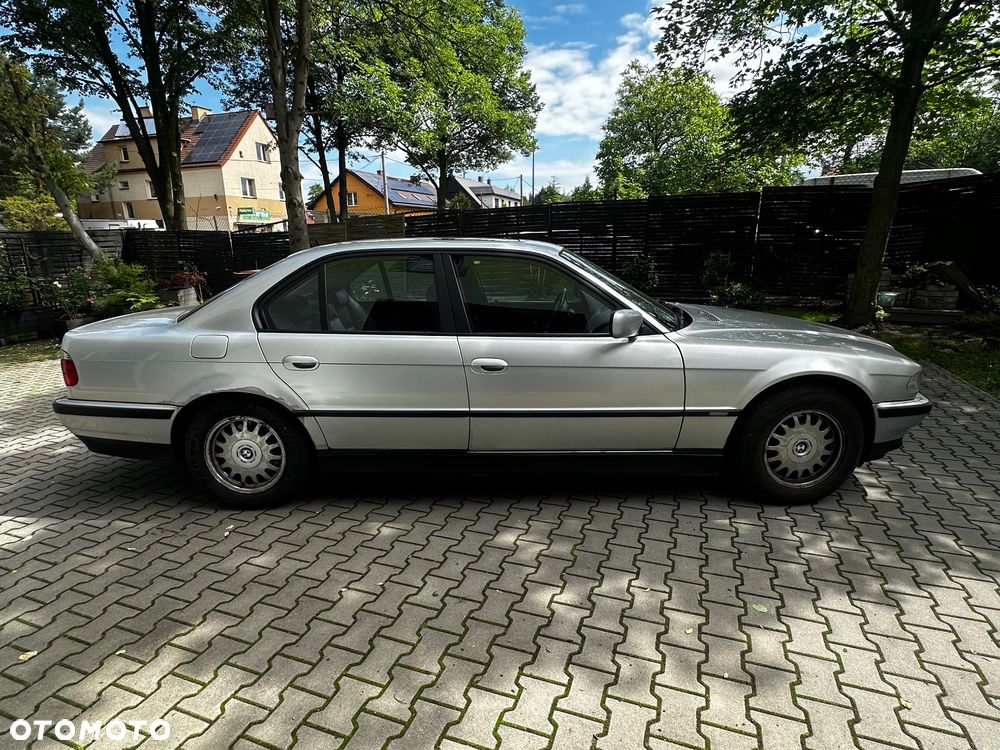 BMW Seria 7 - 7