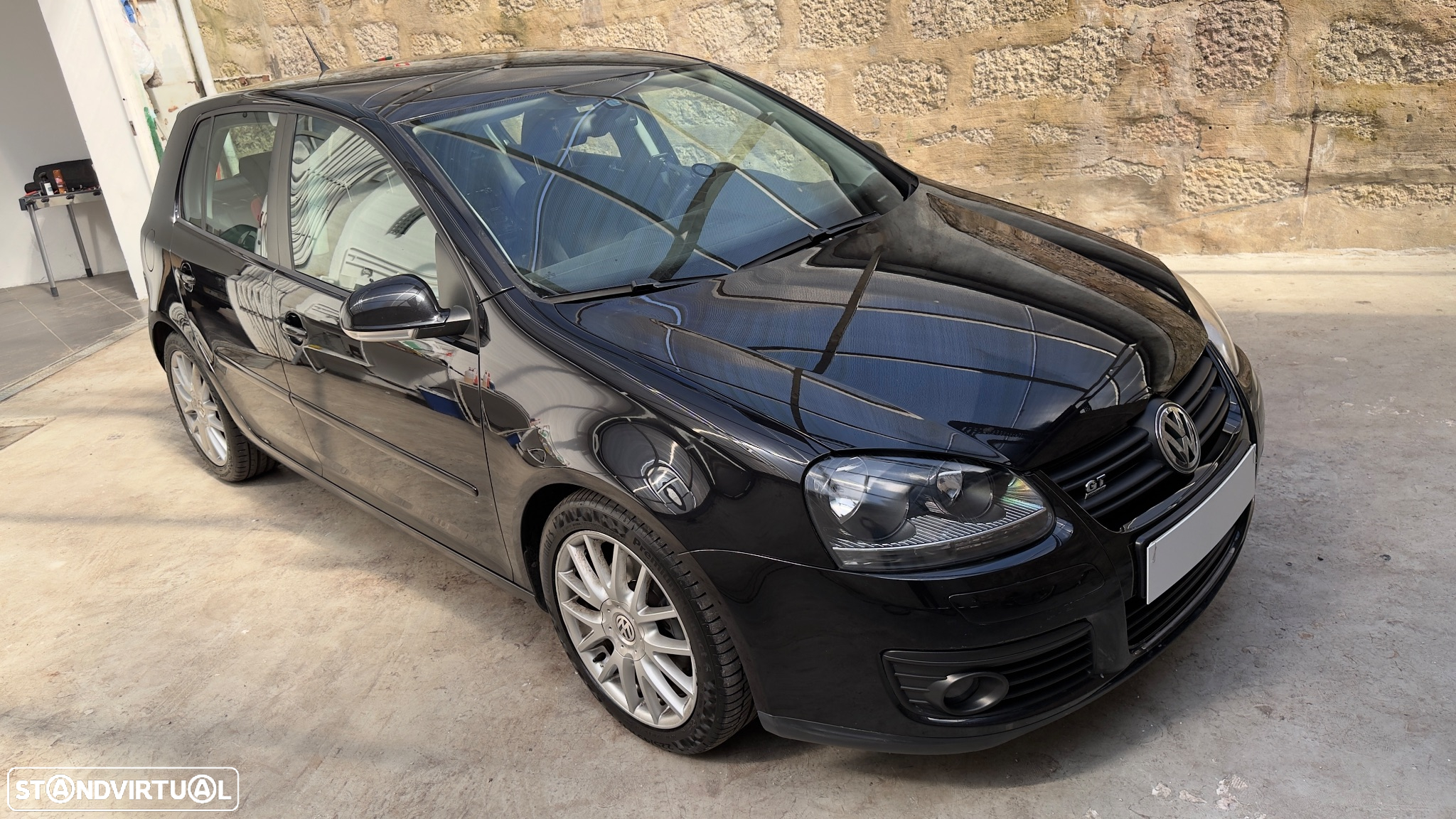 VW Golf 2.0 TDi GT Sport - 21