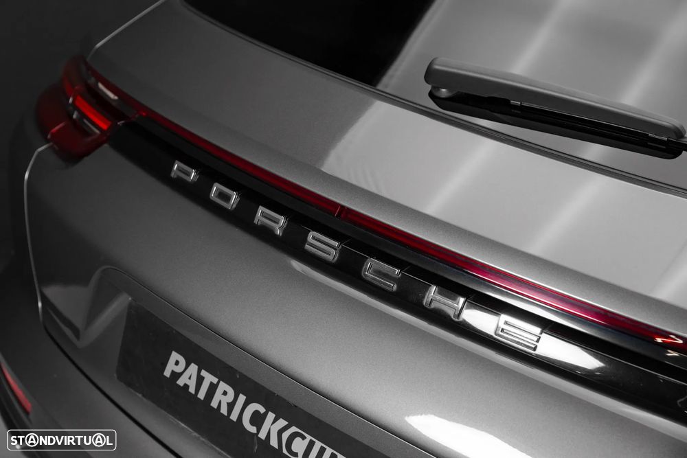 Porsche Panamera Sport Turismo 4 E-Hybrid - 14