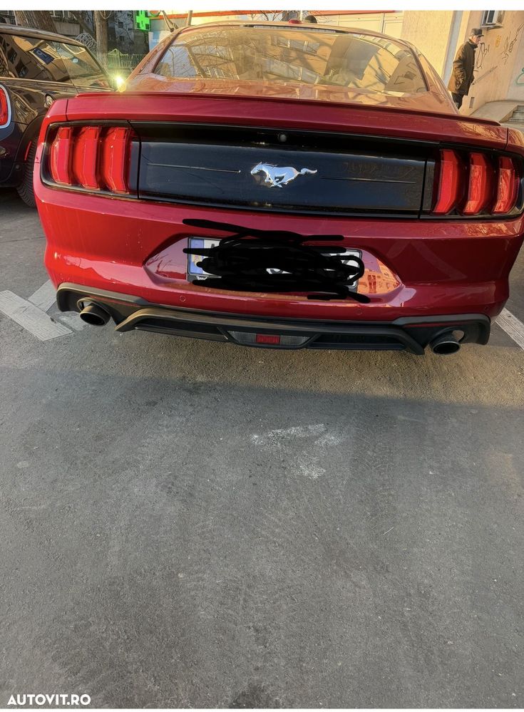 Ford Mustang 2.3 EcoBoost Aut. - 2