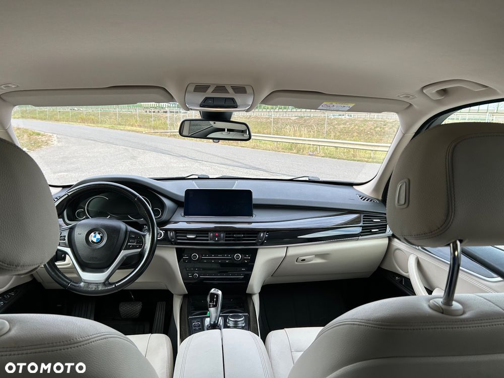 BMW X5 xDrive25d - 13