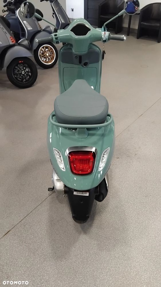 Vespa Primavera - 4
