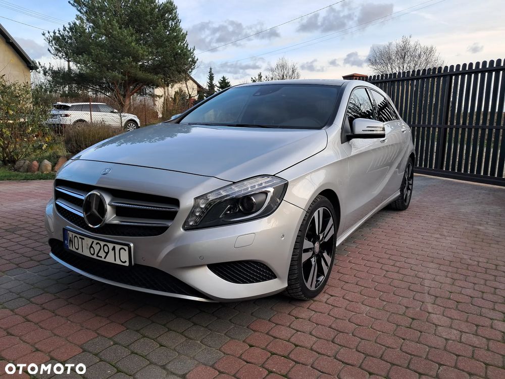 Mercedes-Benz Klasa A 200 7G-DCT - 2
