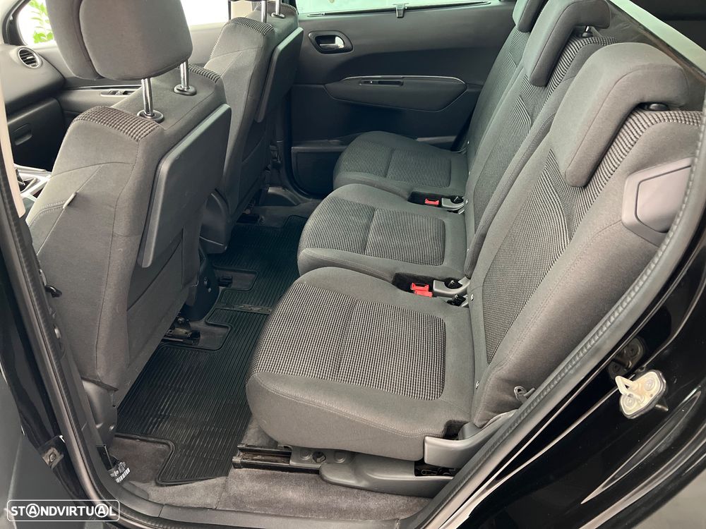 Peugeot 5008 1.6 BlueHDi Style - 26