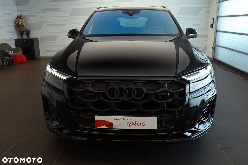 Audi Q7 60 TFSI e PHEV Quattro S Line Tiptr - 11