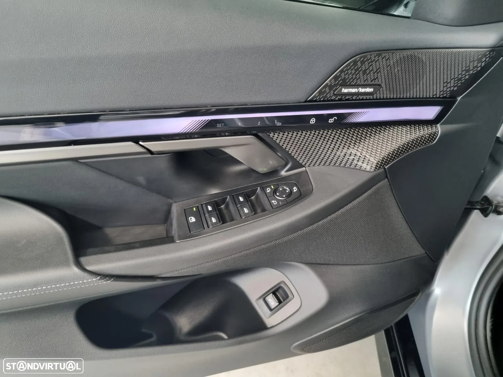 BMW i5 eDrive40 Pack Desportivo M Pro - 11