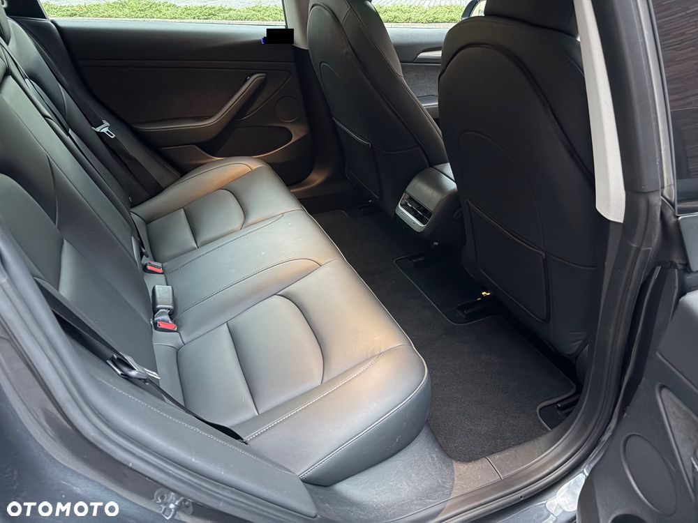 Tesla Model 3 Standard Range Plus - 15