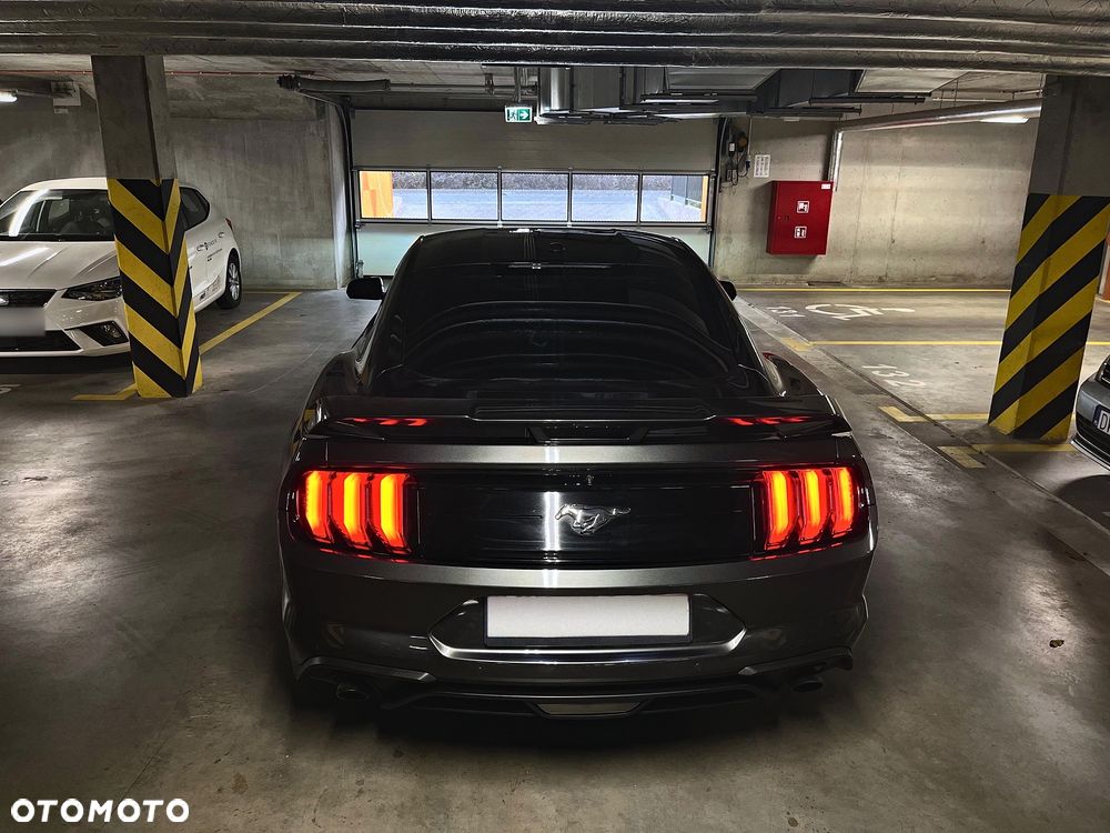 Ford Mustang 2019 photo 2