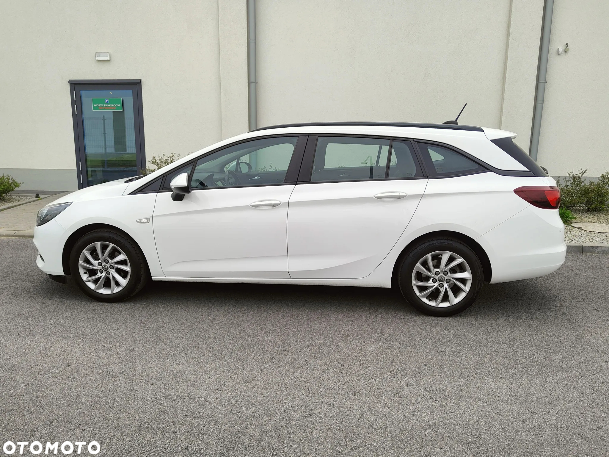 Opel Astra 1.4 Turbo Start/Stop Sports Tourer St Business Edition - 7