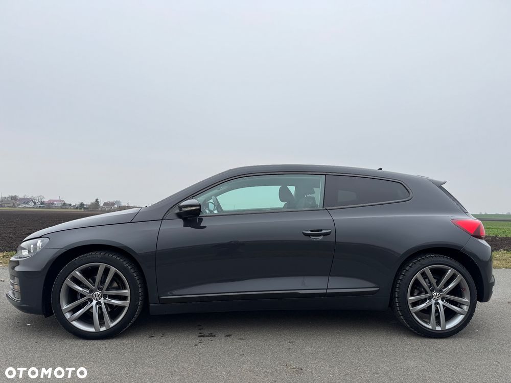 Volkswagen Scirocco 1.4 TSI BlueMotion Technology Club - 11
