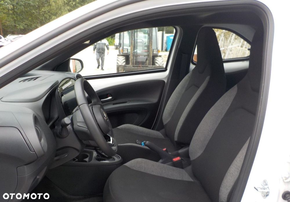 Toyota Aygo X - 28