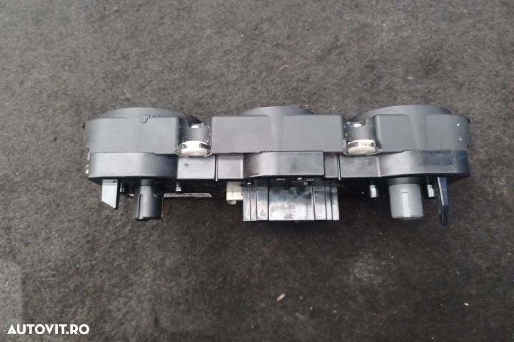 Comanda AC 1K0820047DQ 5HB008719 1K0820047DQ 5HB008719 Volkswagen VW - 3