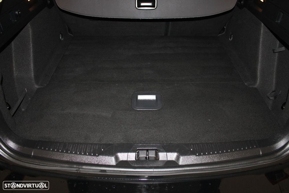 Ford Focus SW 1.5 TDCi EcoBlue Business - 26