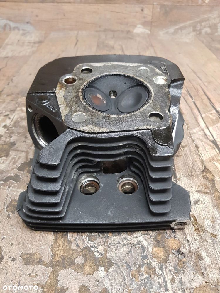 Głowica przód zawory Harley Davidson Sportster XL883 - 9