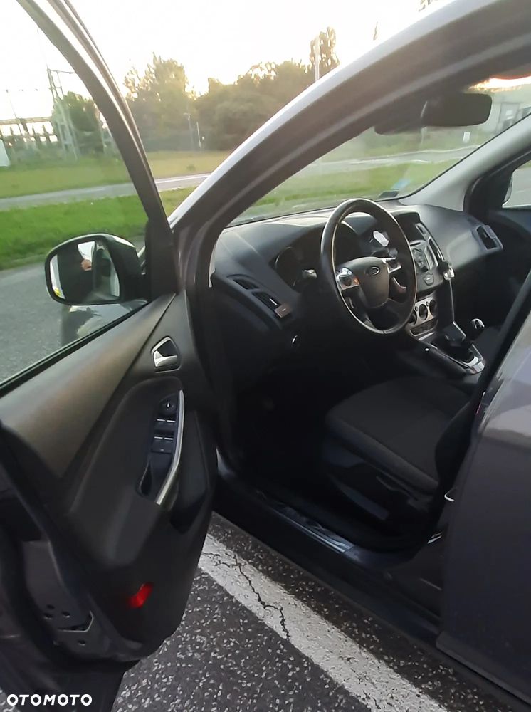 Ford Focus - 8