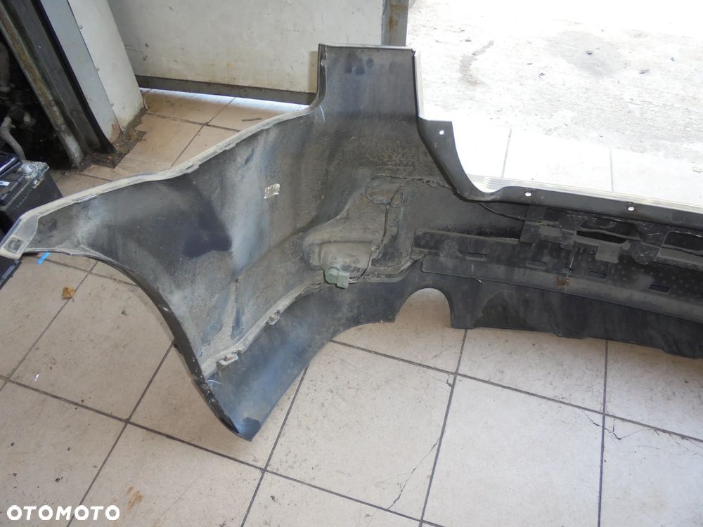 Fiat Freemont zderzak tył  kolor czarny PXR - 3