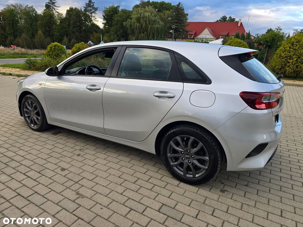 Kia Ceed 1.4 CVVT Fifa World Cup Edition - 10