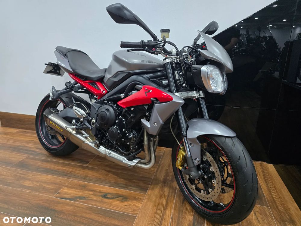 Triumph Street Triple - 35