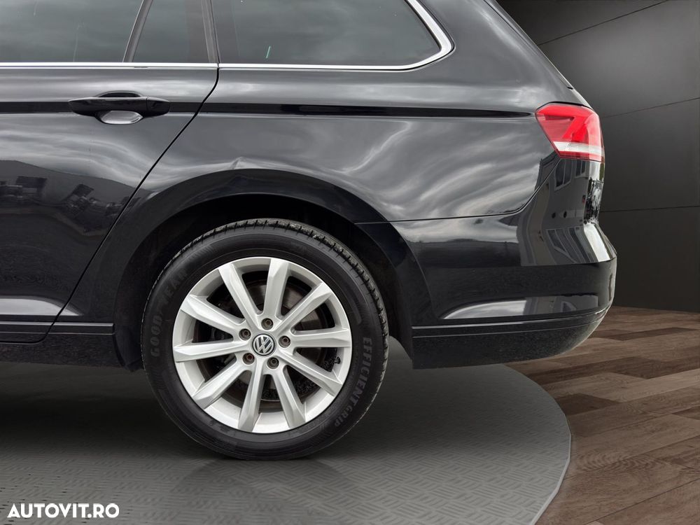 Volkswagen Passat - 21