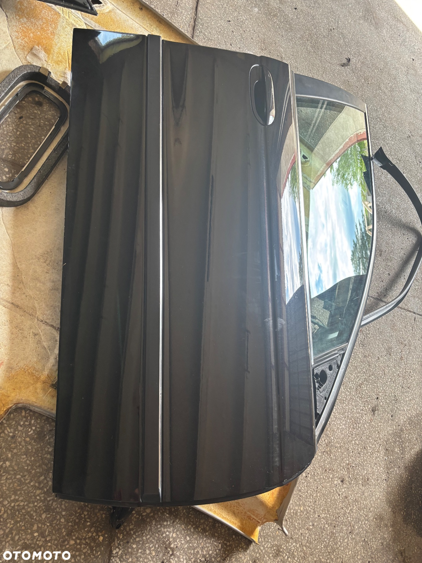 drzwi prawy przód  Bmw e39 sedan COSMOSSCHWARZ METALLIC ( 303) - 2