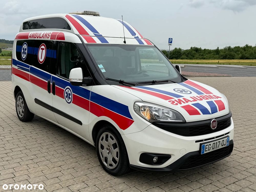 Fiat Doblo Karetka Ambulans Ambulance Sanitarny EN1789