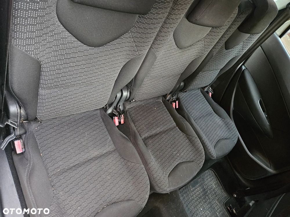 Peugeot 308 1.6 HDi Presence - 5