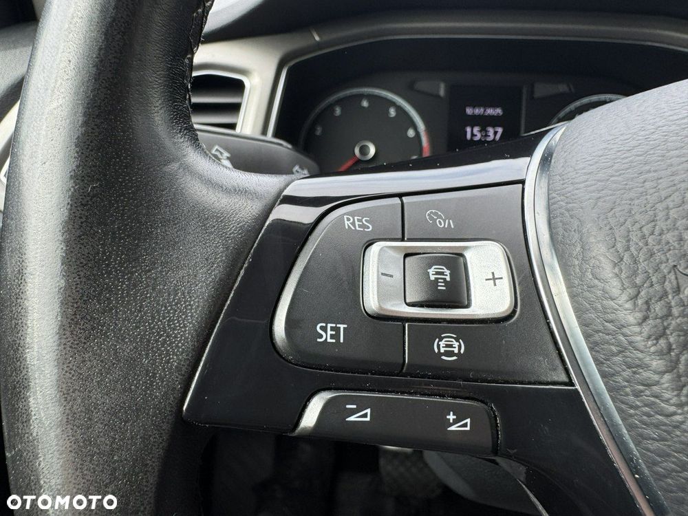 Volkswagen T-Roc 1.5 TSI ACT Advance DSG - 22