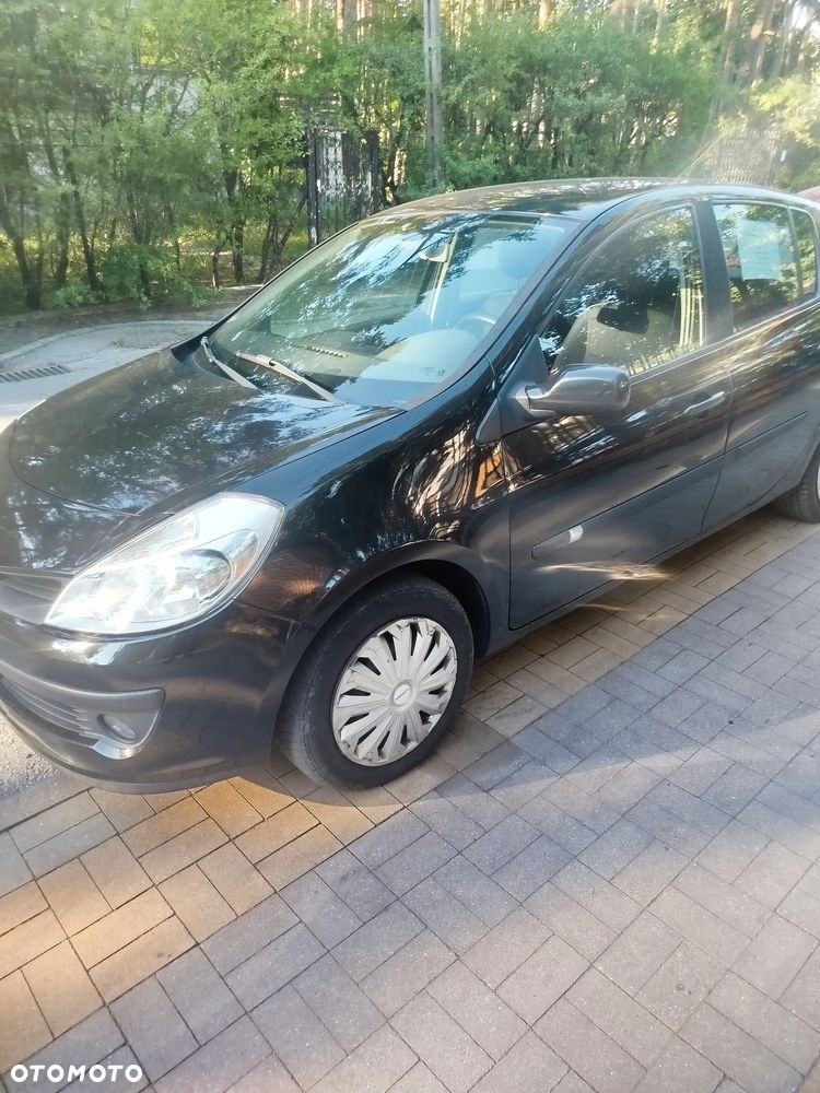 Renault Clio - 5