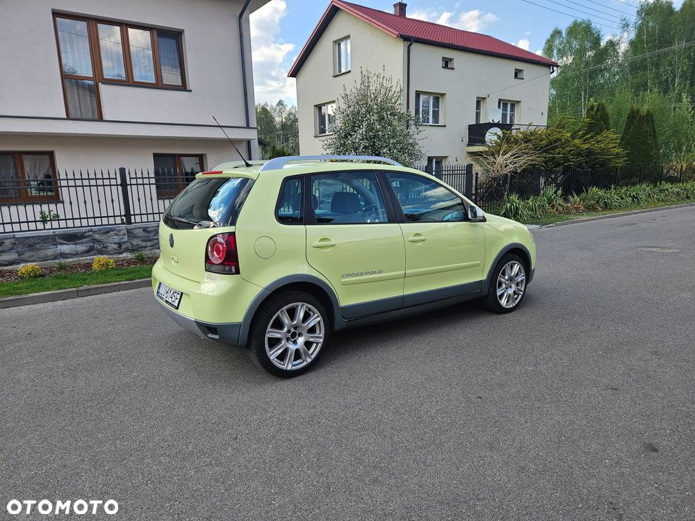 Volkswagen Polo Cross - 11