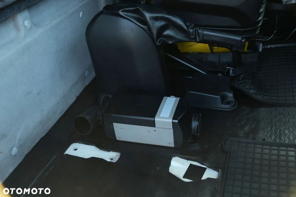 Iveco Iveco DAILY 35-180 Mroźnia +25/-25 * 7 PALET * THERMOK V300 MAX * Salon PL HIMATIC - 24