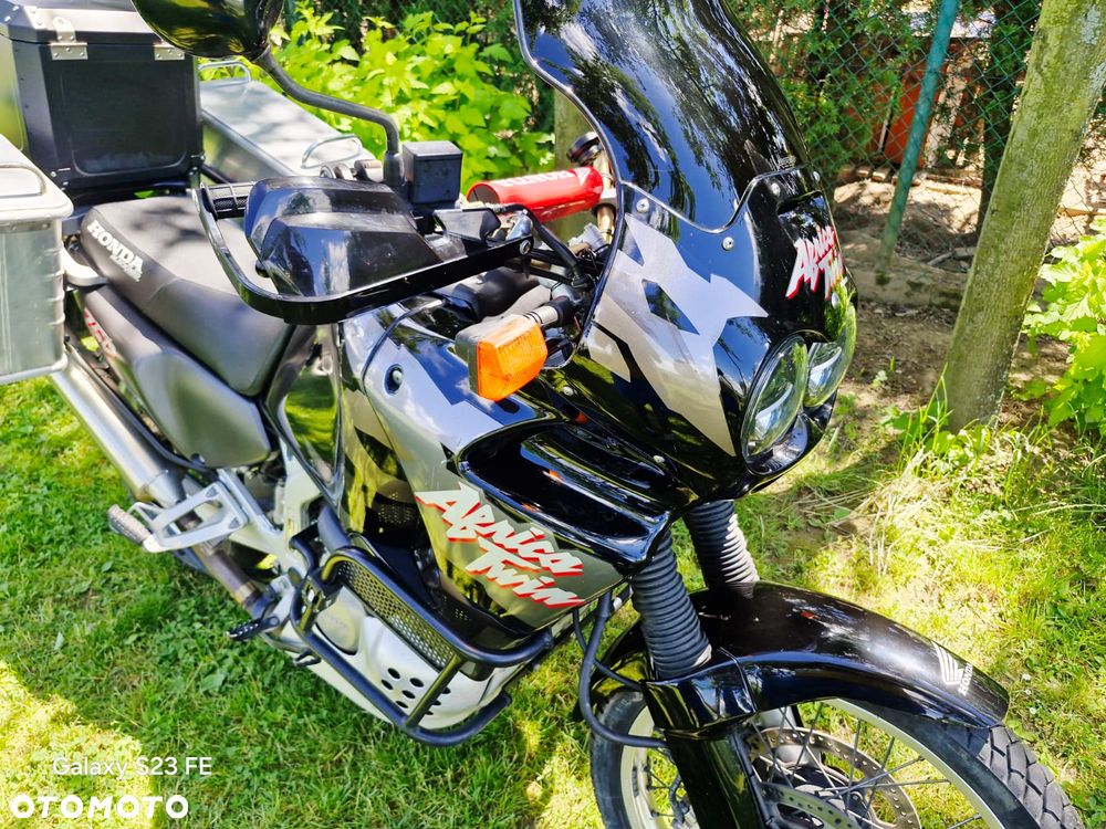 Honda XRV - 26
