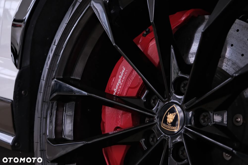 Lamborghini Urus - 6